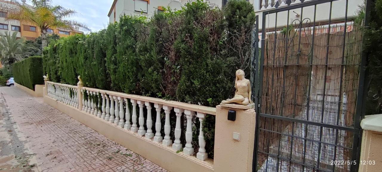 Punta Prima Bungalow Jardin Privado Τορεβιέχα Εξωτερικό φωτογραφία